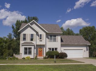 6160 Viewpoint Dr NE, Belmont, MI 49306
