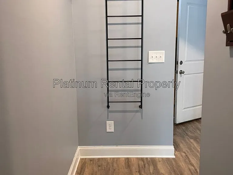 3215 Summerpoint Xing — Photo 55