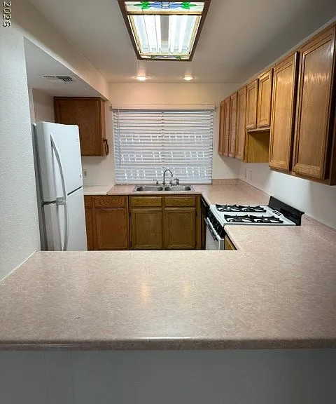 4264 White Sands Ave — Photo 1