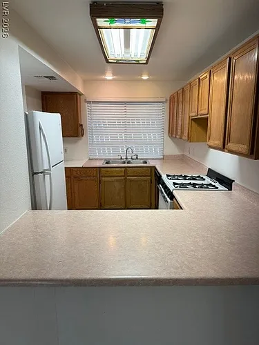 4264 White Sands Ave Photo 1