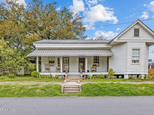 117 N New Market St, Saint Martinville, LA 70582
