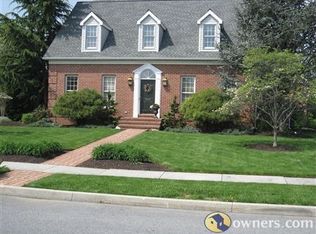 1221 Georgetown Cir, Carlisle, PA 17013