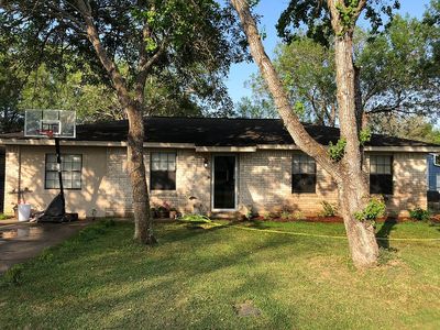 1206 Cobb St, Edna, TX, 77957