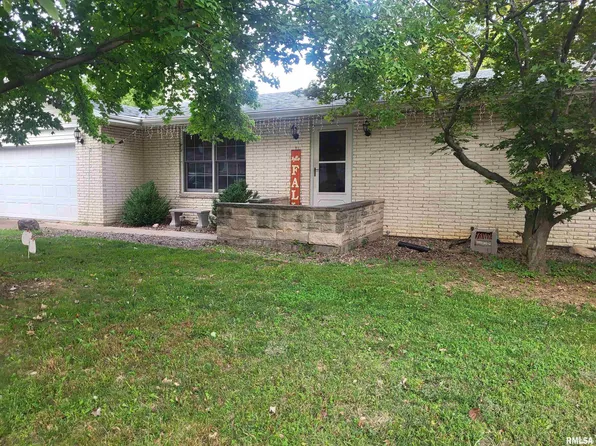 1601 S 28th St, Quincy, IL 62301
