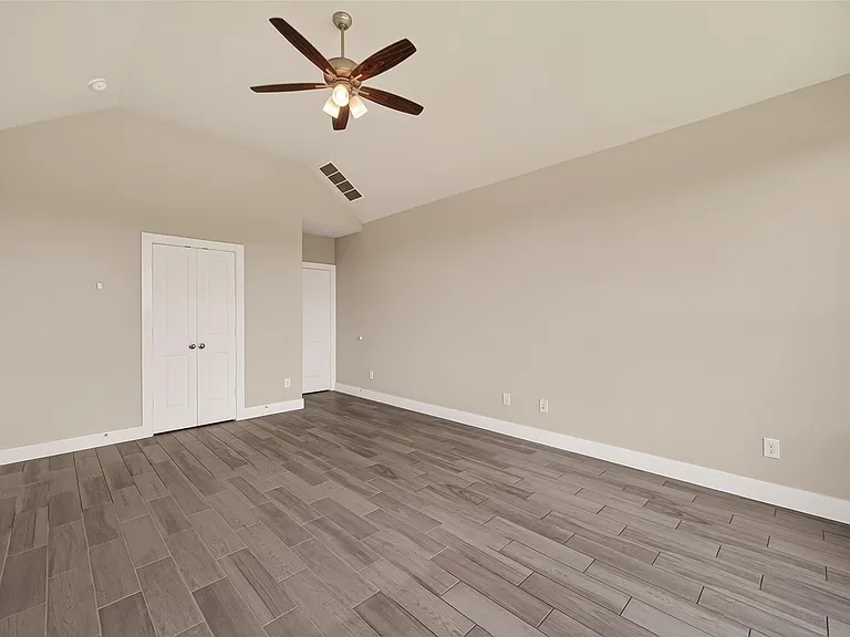 2619 Lilac Point Ln — Photo 37