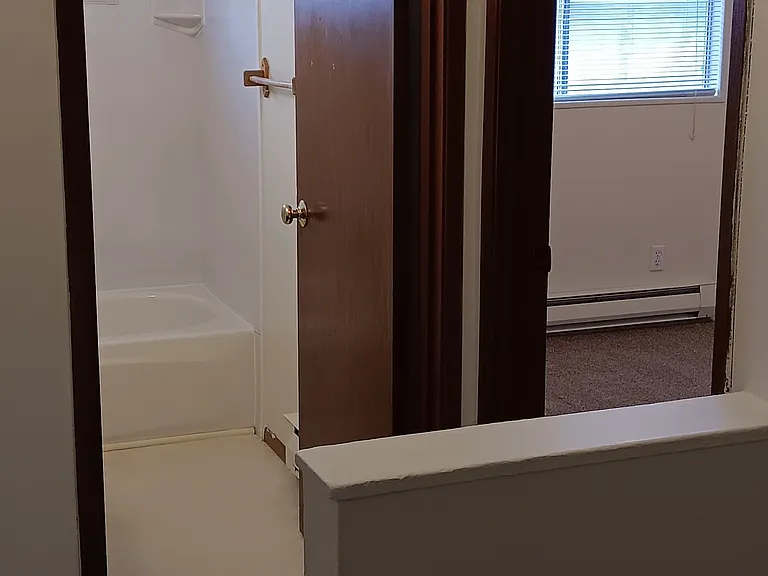 1331 Pine St #3 — Photo 8