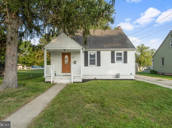 60 Lindale Ave, Williamstown, NJ 08094