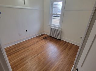 818 Hathaway Rd #1, New Bedford, MA 02740