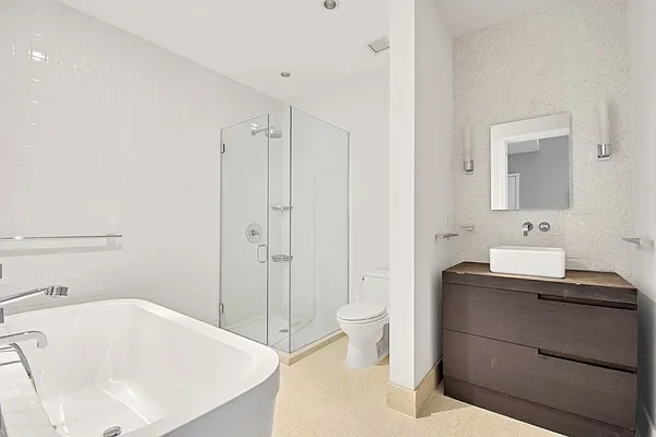 Rented by Compass | media 14