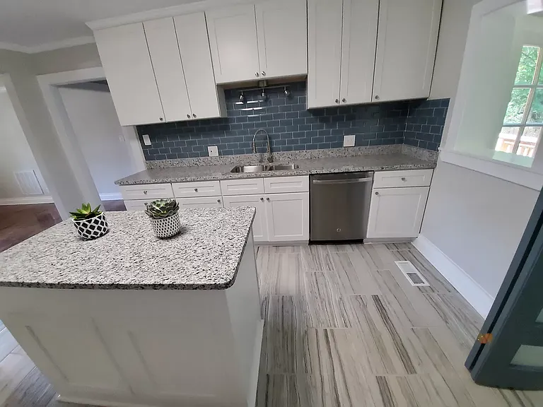 302 W Hill Ave S #302 — Photo 10