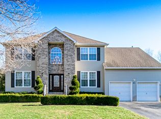 482 Tennent Rd, Manalapan, NJ 07726