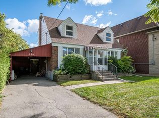 123 Bevdale Rd, Toronto, ON M2R 1L9