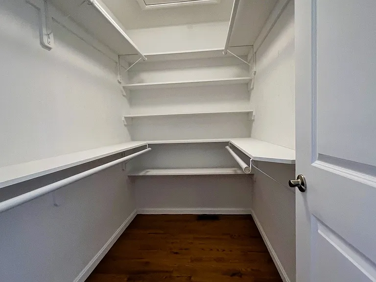 580 Elm St #5 — Photo 8