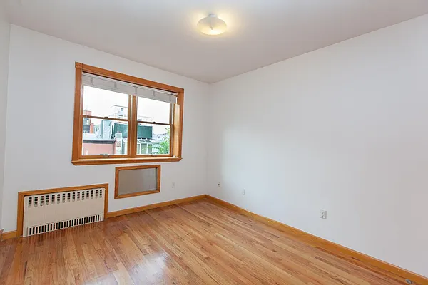 Rented by Voro NYC | media 33