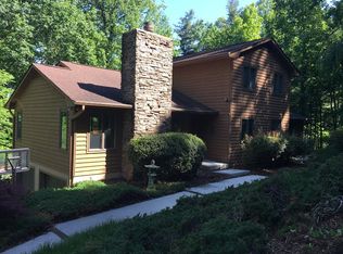 115 Continental Dr, Flat Rock, NC 28731