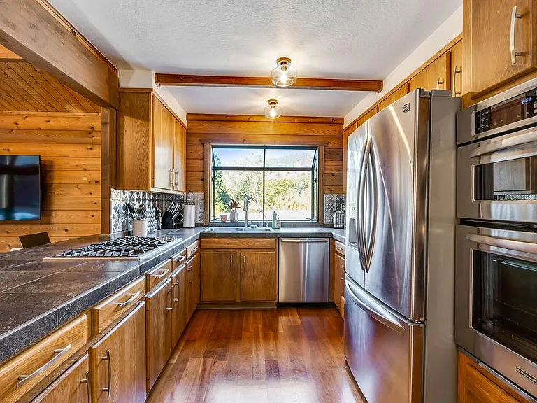 260 Juanita Ave — Photo 13