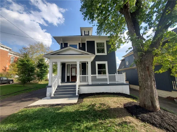 742 Findley Ave, Zanesville, OH 43701