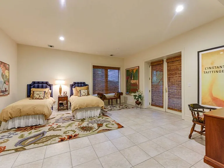 2296 Deerfield Rd — Photo 36