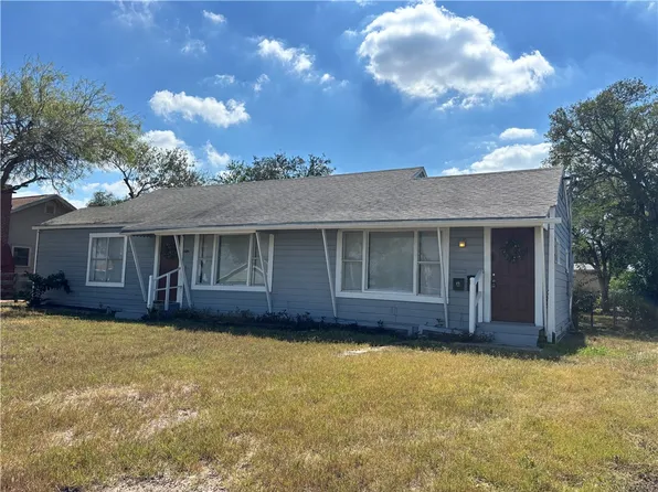 629 W Nettie Ave, Kingsville, TX 78363