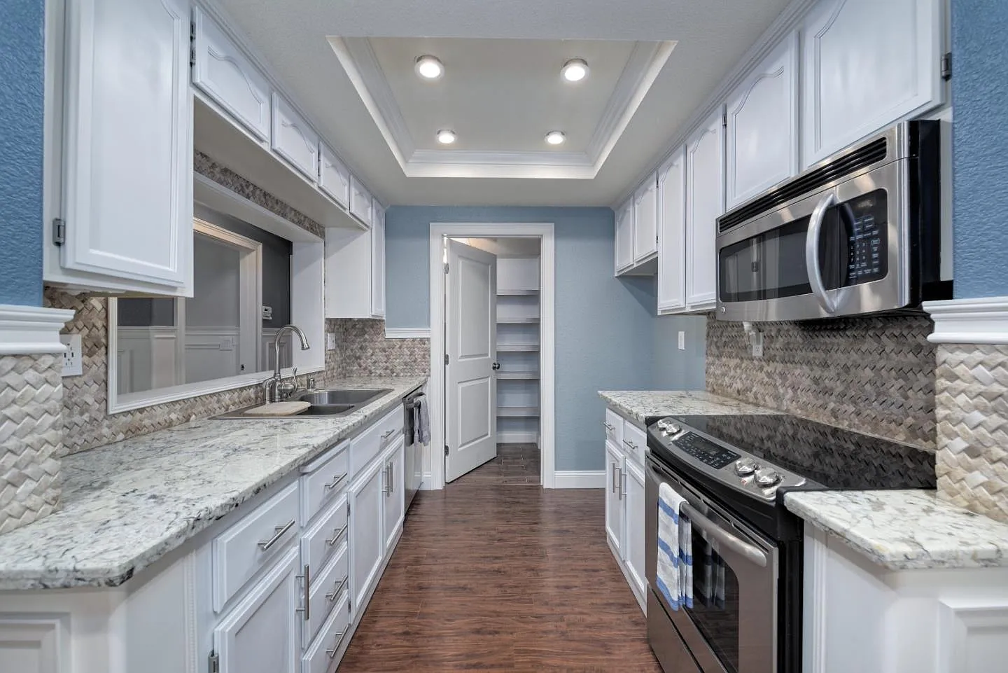856 Bucks Lake Ct photo 1