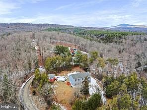 2nd image of 3336 Hunting Ridge Rd