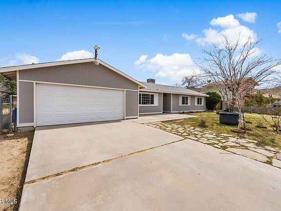 3rd image of 40140 Ridgemist St