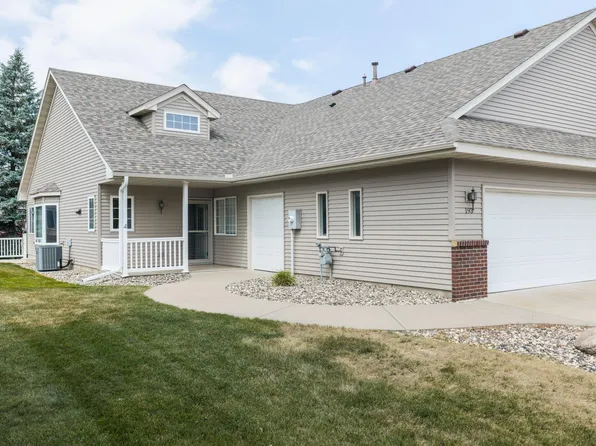 193 Goldfinch Ln, Clearwater, MN 55320