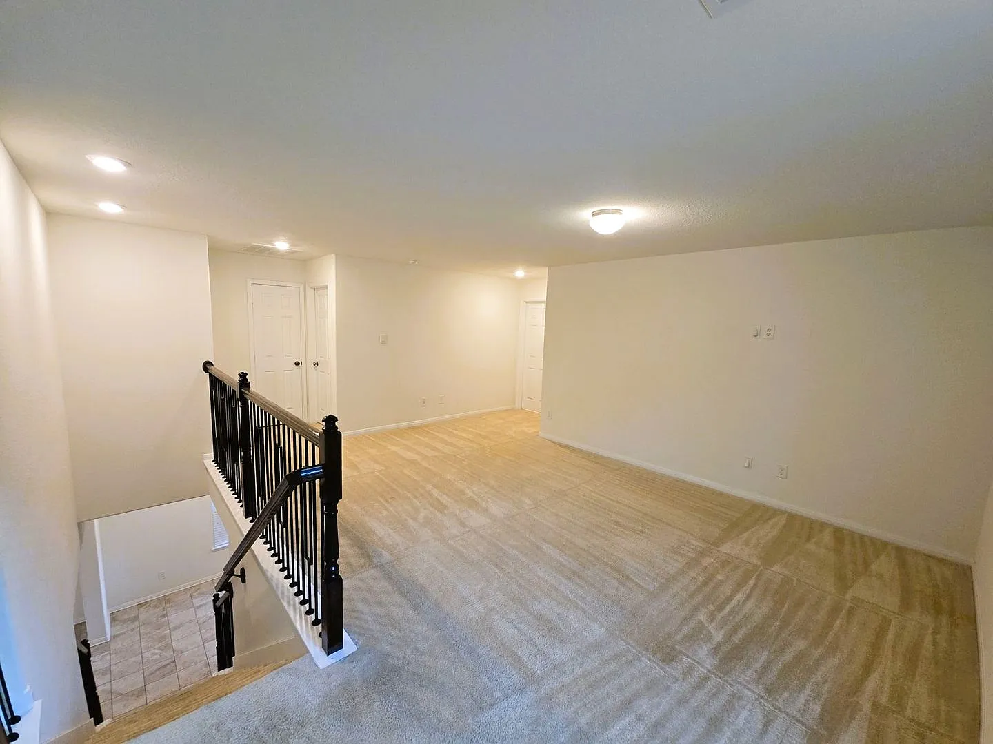 16626 Cliff Vale Ct **Ask About Our No Security Deposit Option — Photo 2