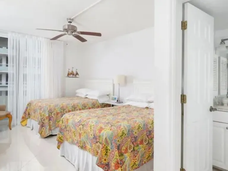 3554 Ocean Dr #702S — Photo 12