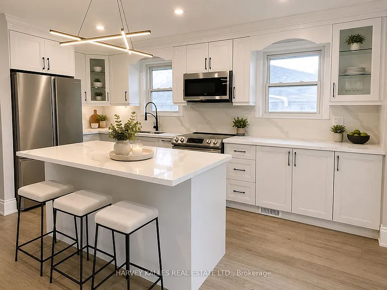 56 Marcos Blvd — Photo 2