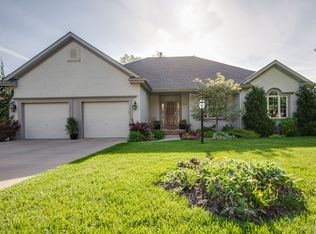 804 Fox Chase Ct, Lawrence, KS 66049