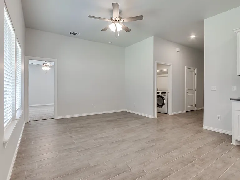 3903 Lleyton Dr — Photo 7