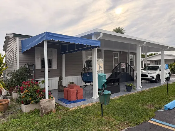 102 Lone Pine Ter, Hallandale, FL 33009