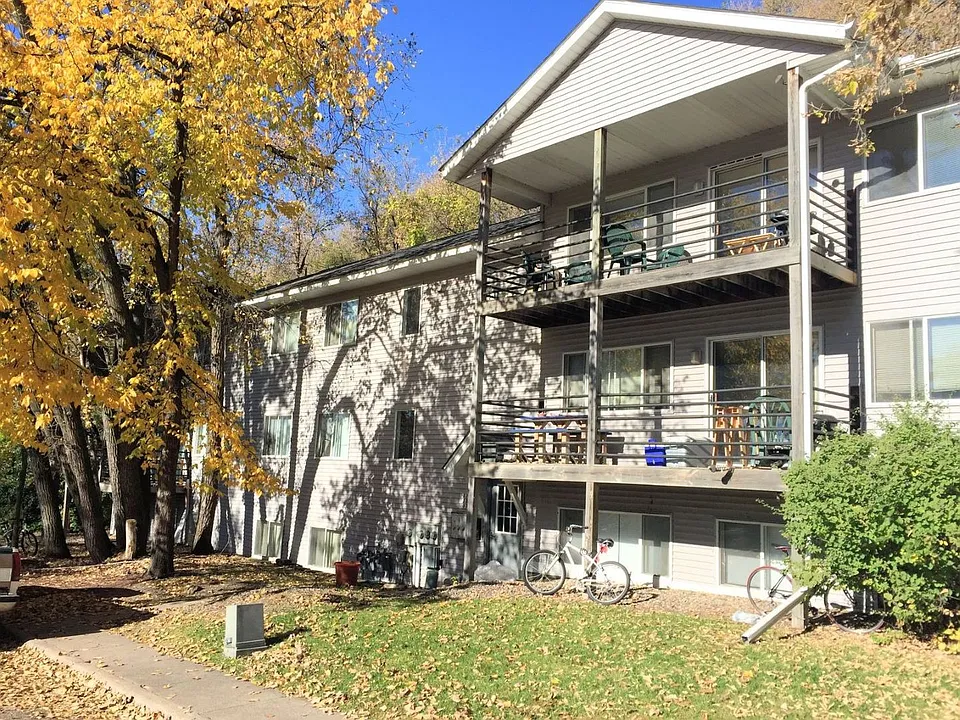 319-335 Saint Anthony Ave