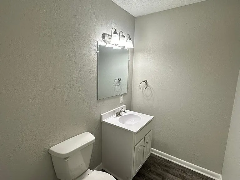 Arbordale Apartment Homes — Photo 11