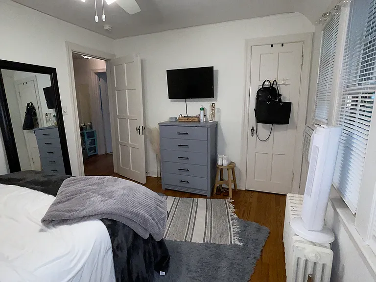 2226 Kendall Ave — Photo 42