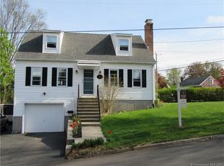 11 Overlook Ave, Middletown, CT 06457