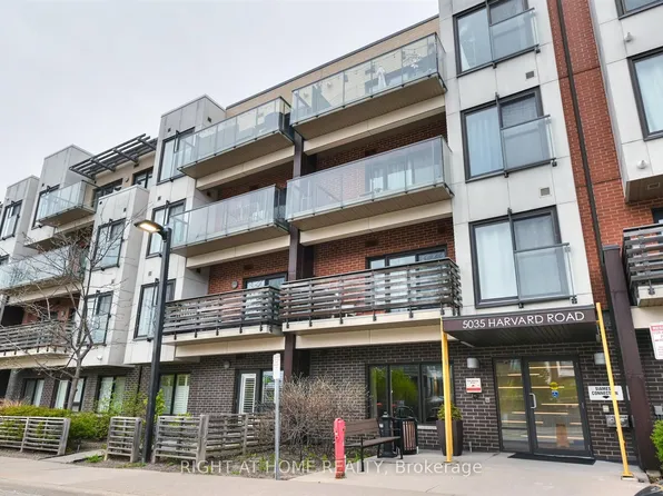 5035 Harvard Rd #101, Mississauga, ON L5M 0W7