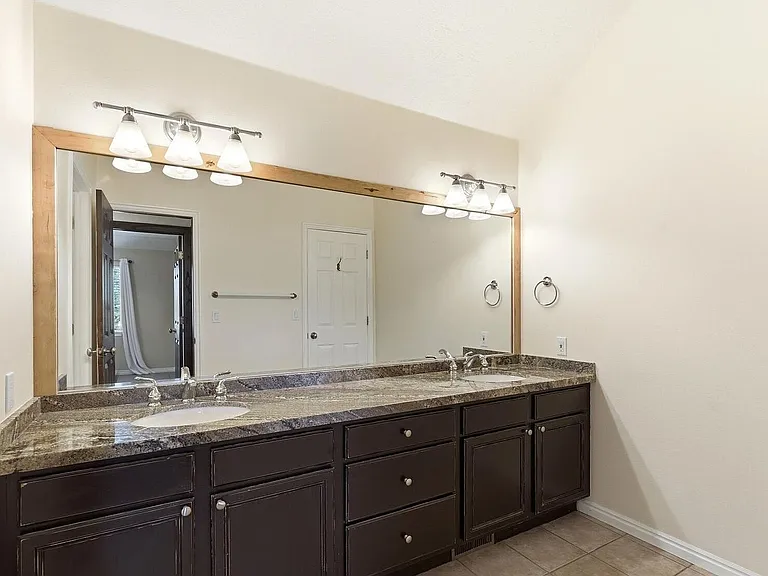 1422 Cutter Ln — Photo 34