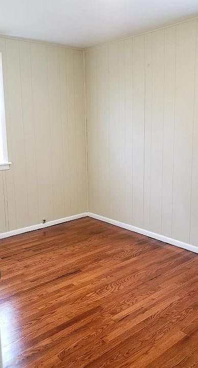 2nd image of 5133 Wood Ave