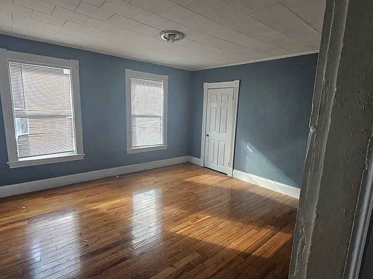 7 Pacific St #2 — Photo 2
