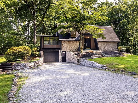 4th image of 11705 Carol Heights Ln