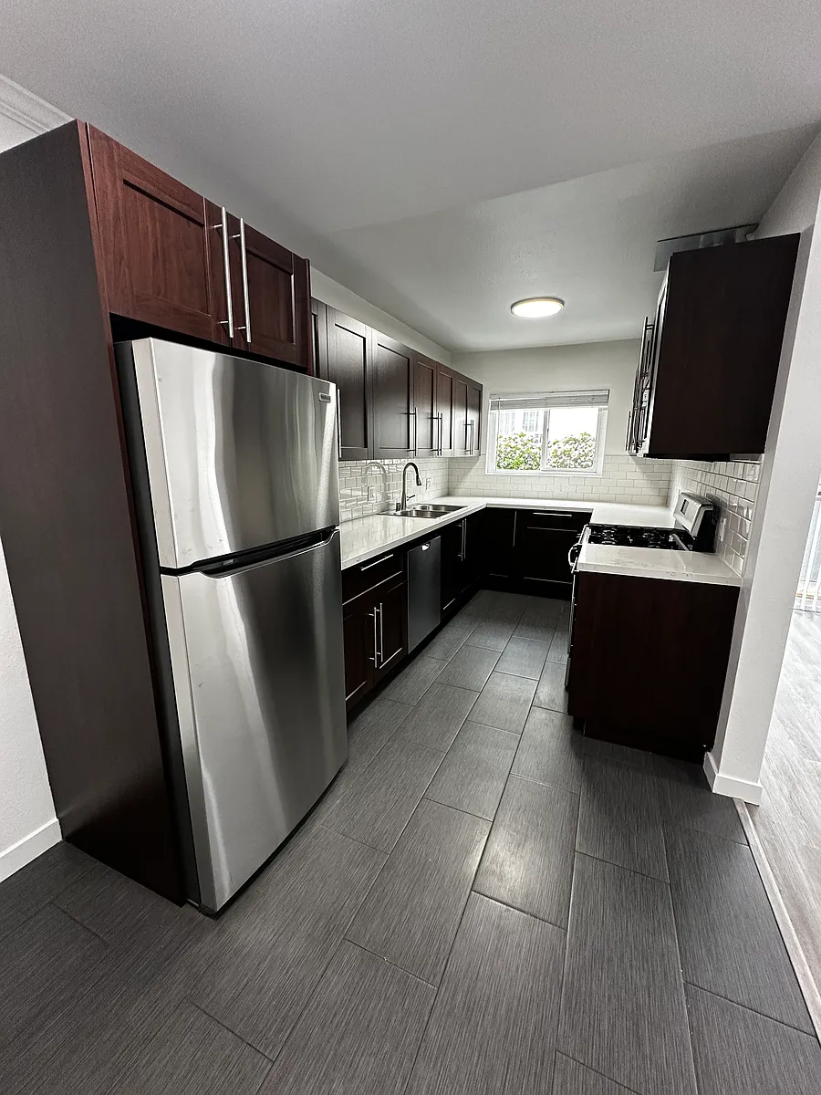 Building Photo - 8843 Alcott St #4