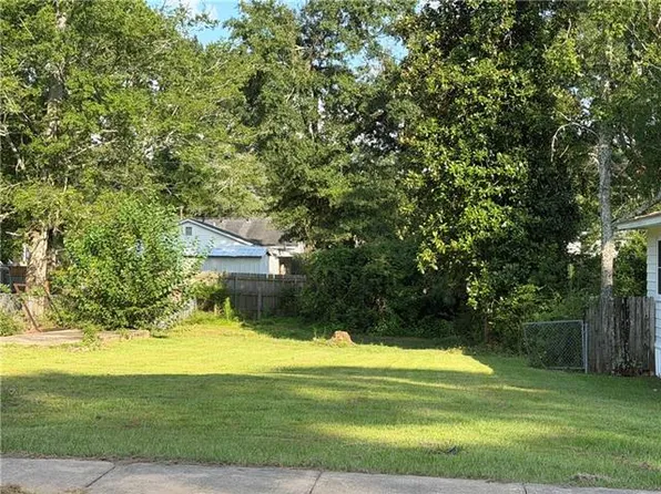 1620 Donahue Ferry Rd, Pineville, LA 71360