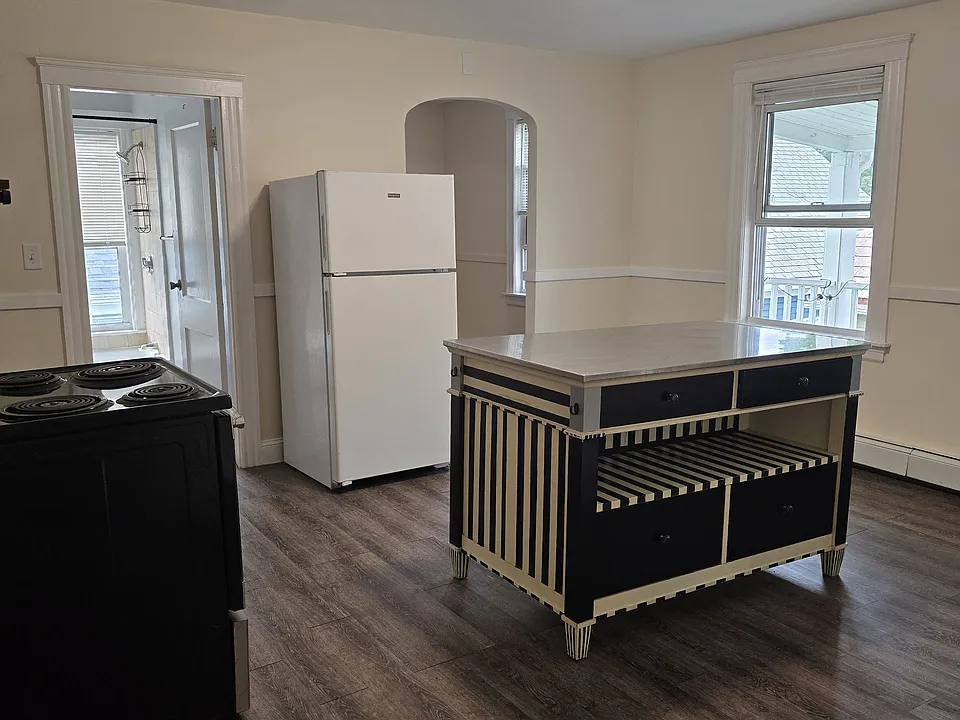 29 Park St #3