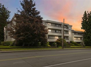 Mayfair Place, Saanich, BC V8X 1G4