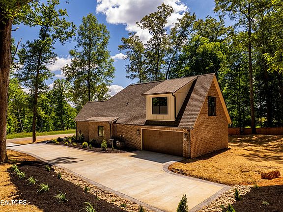 4th image of 5816 Caswell Dr #57