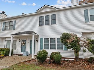 1113 Grovemont Dr APT G4, Greenville, NC 27834