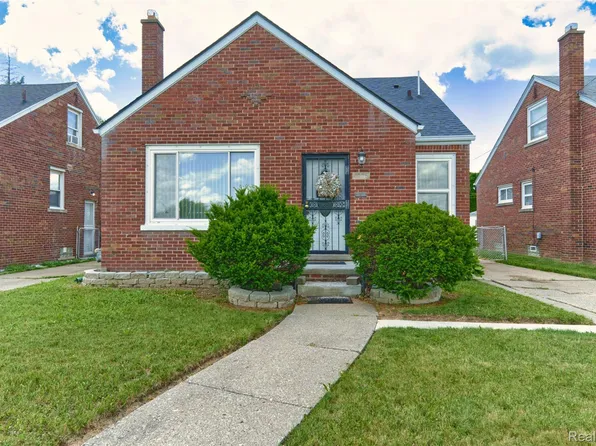 9325 Stahelin Ave, Detroit, MI 48228