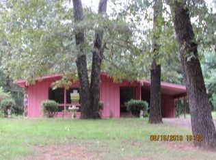 11 Iuka Dr, Cherokee Village, AR 72529